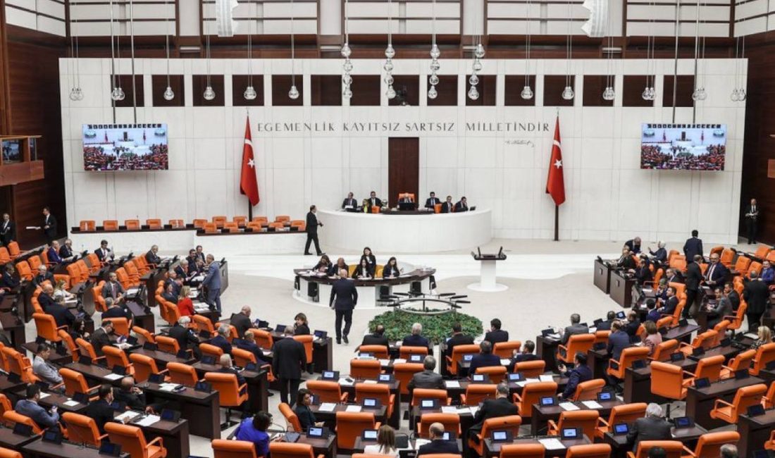 Türkiye Büyük Millet Meclisi'nde kurulacak olan “Terörsüz Türkiye” komisyonunda partilerin