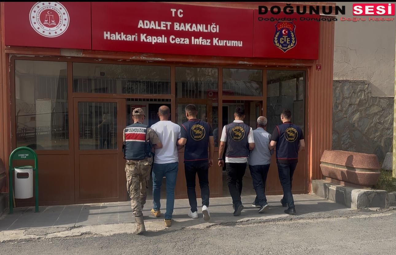 Hakkari İl Jandarma Komutanlığınca, aranan şahısların yakalanmasına yönelik yürütülen titiz