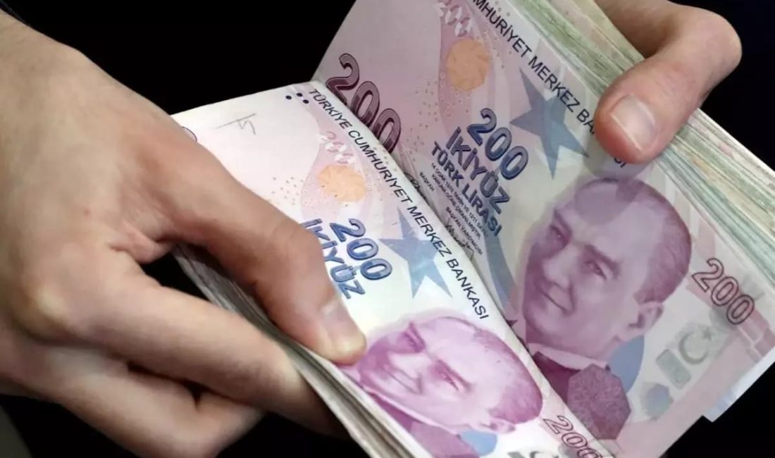 Kamu işçisinin sözleşme görüşmelerinde TÜHİS, ilk altı ay için yüzde