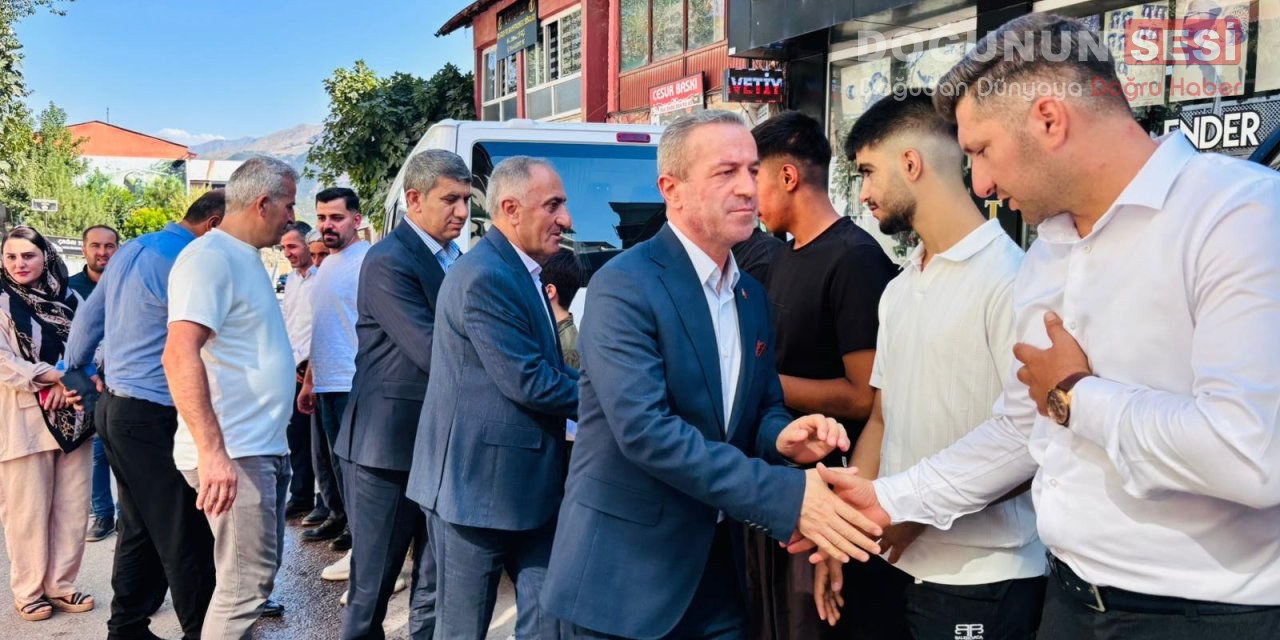 AK Parti Hakkari İl Teşkilatı, ilçe ziyaretlerini sürdürüyor. Her hafta