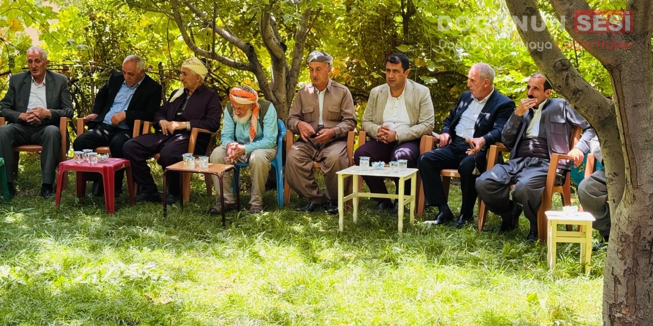 Bölgede uzun süredir devam eden aile husumeti, Derecik Belediye Başkanı