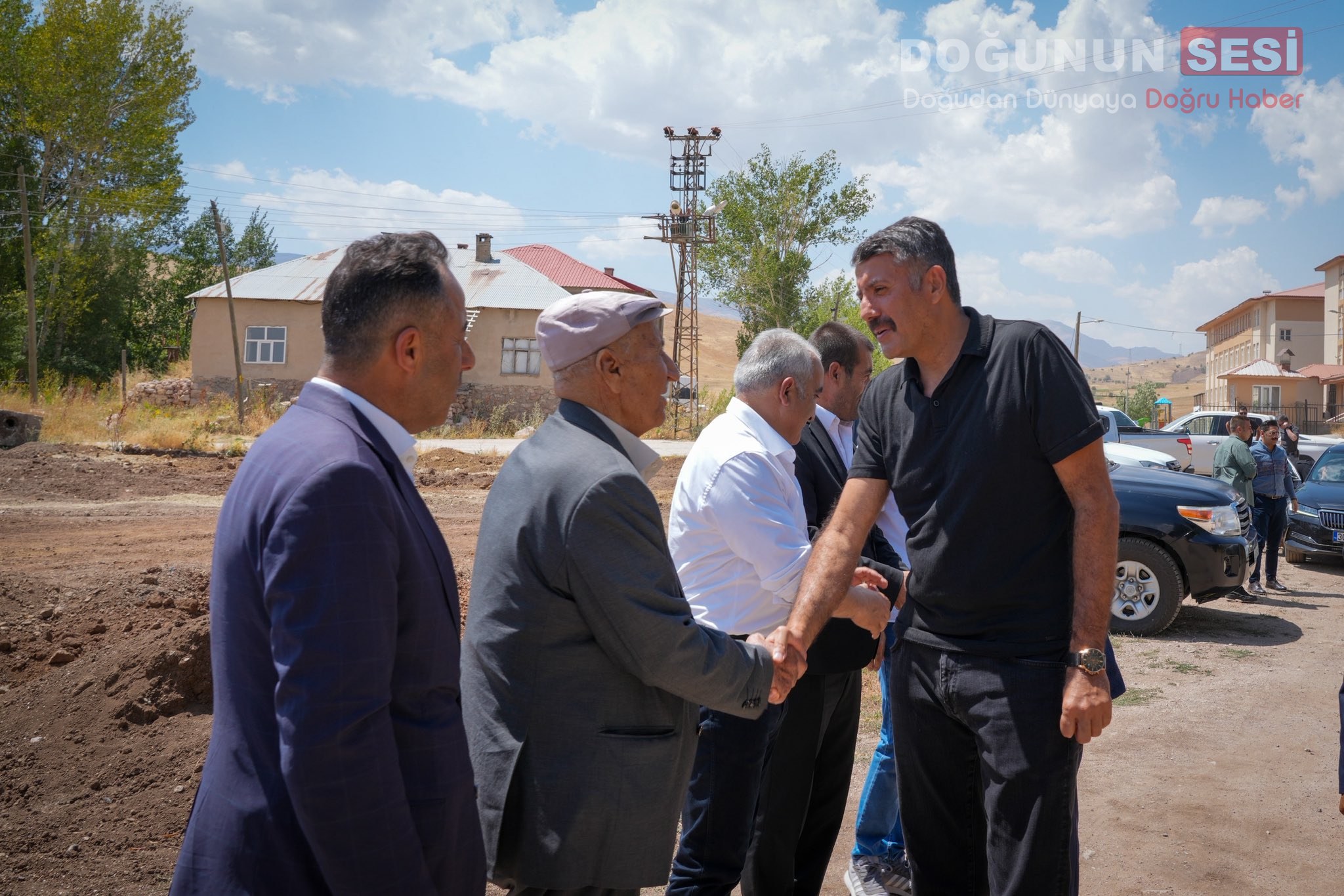 Hakkâri Valisi Ali Çelik, pazar günü mesaisin Yüksekova ilçesine bağlı
