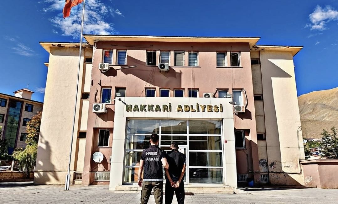 Hakkâri İl Emniyet Müdürlüğü tarafından kent genelinde aranan şahısların yakalanmasına