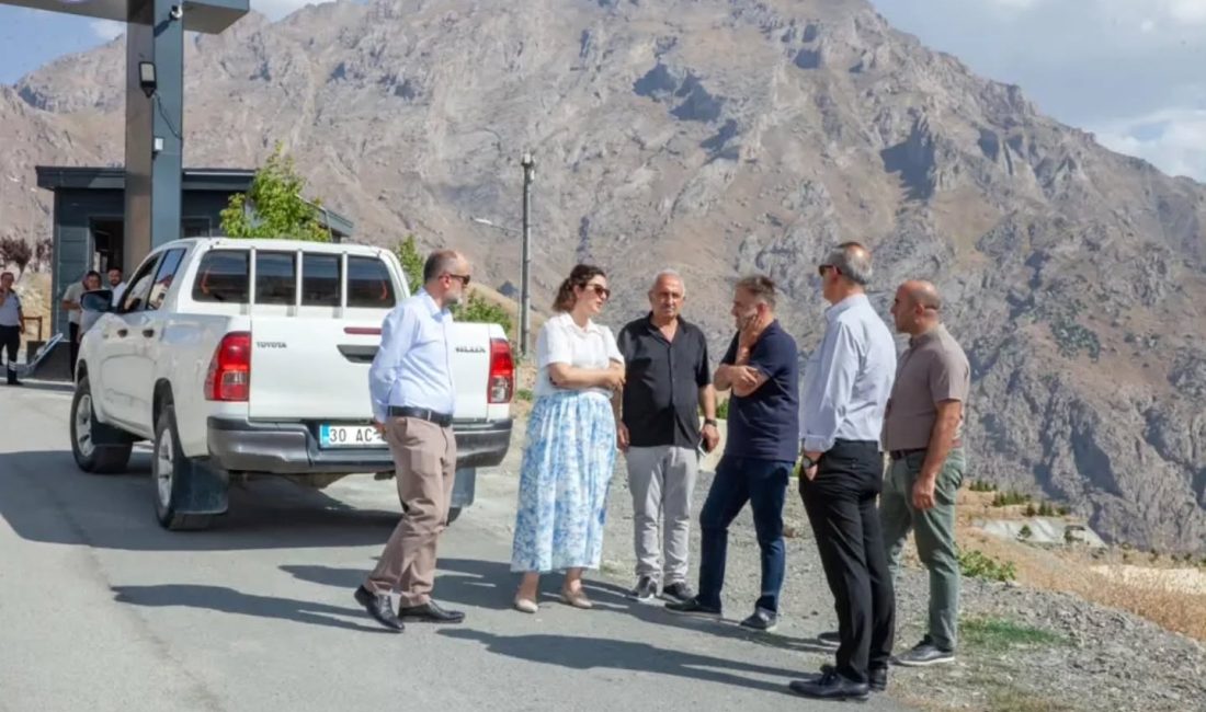 Hakkari Üniversitesi Rektör Vekili Prof. Dr. Hayati Çavuş ve Genel
