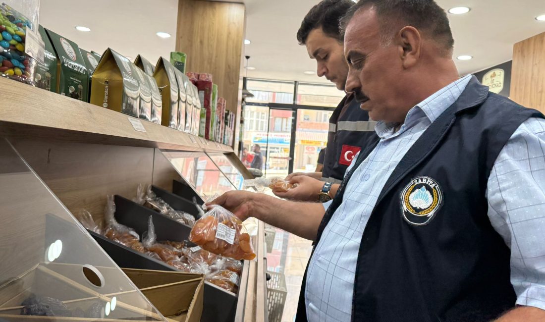 Hakkari’de Piyasa Denetimleri Aralıksız Sürüyor Hakkari İl merkezinde vatandaşların sağlığını ve ekonomik çıkarlarını korumak amacıyla