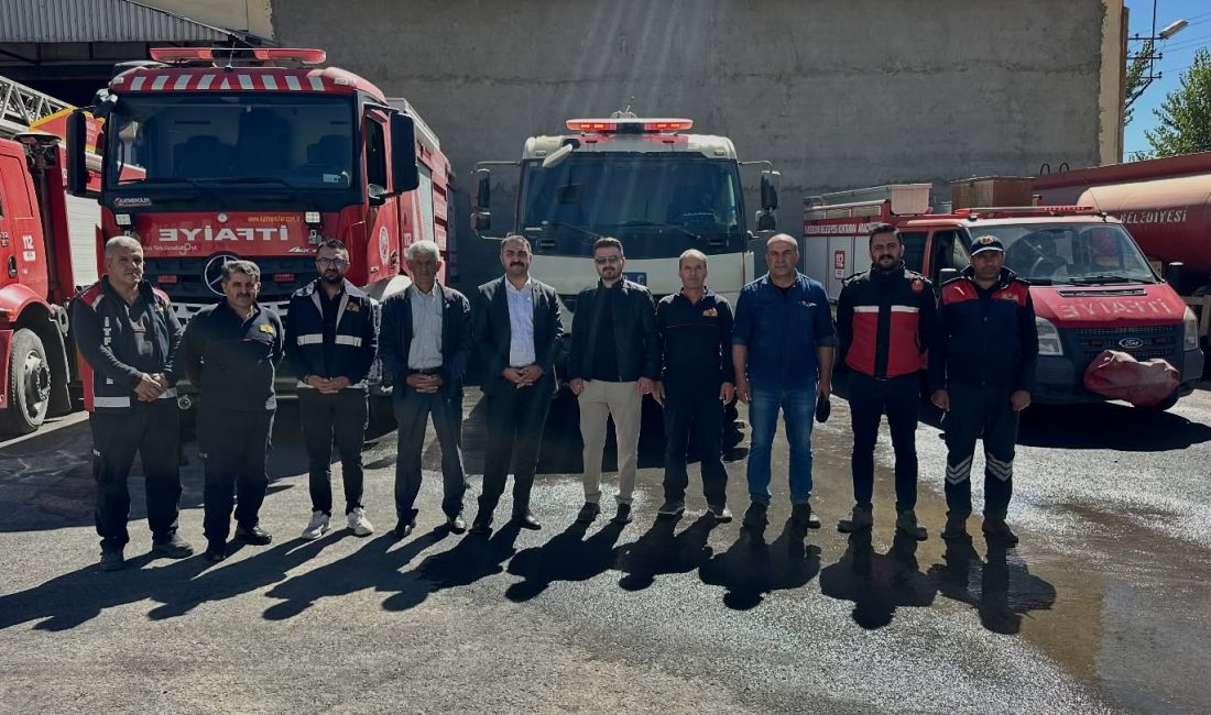 Eşbaşkan Diri’den İtfaiye Teşkilatına Anlamlı Ziyaret 25 Eylül – 1 Ekim tarihleri arasında kutlanan İtfaiyeciler Haftası