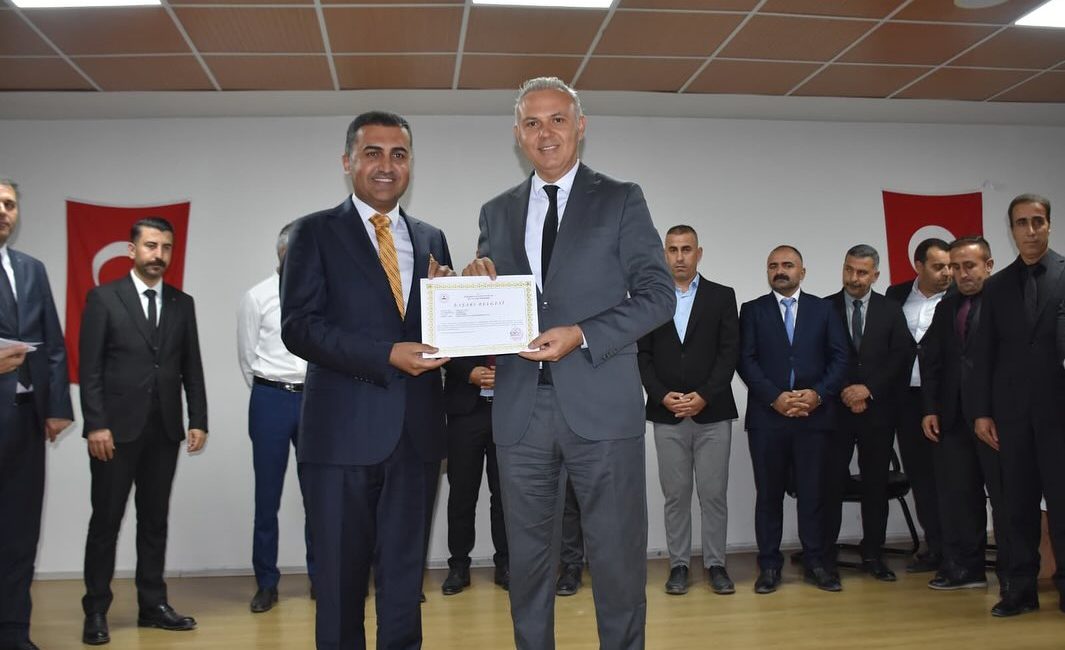 Yüksekova Kaymakamı Mustafa Akın, 2025-2026 Eğitim-Öğretim Yılı öncesinde okul müdürleriyle