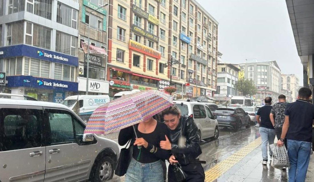 Meteoroloji 14. Bölge Müdürlüğü (Van) tarafından yapılan açıklamada, 12 Ekim