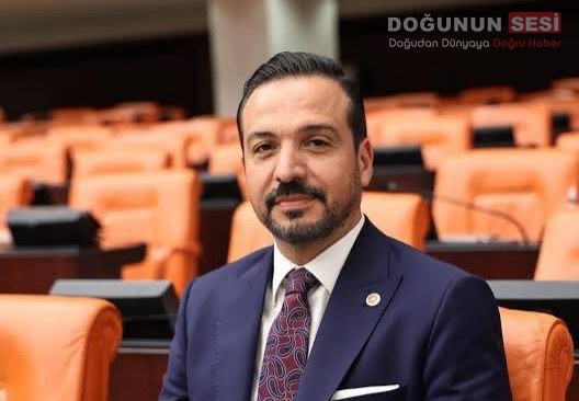 AK Parti’li Zorlu’dan Meclis’teki Sloganlara Sert Tepki: “Provokasyona Asla İzin Verilmemelidir” AK Parti Genel Başkan Yardımcısı Kürşad Zorlu, Türkiye Büyük Millet