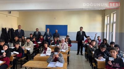 Şemdinli Belediyesi, öğrencilerin eğitim yolculuğuna katkı sunmak amacıyla iki yıldır