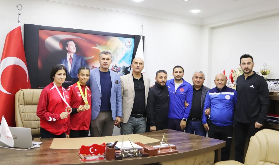 Güreşte Hakkari’ye Büyük Gurur Oldular Hakkari, son yıllarda spor alanında yükselen başarı grafiğini güreş branşında