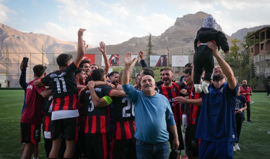 Hakkari Zapspor, Dersimspor’u 2-1 Mağlup Ederek Sezona Galibiyetle Başladı Bölgesel Amatör Lig’de yeni sezon heyecanı Hakkari’de başladı. Hakkari Zap