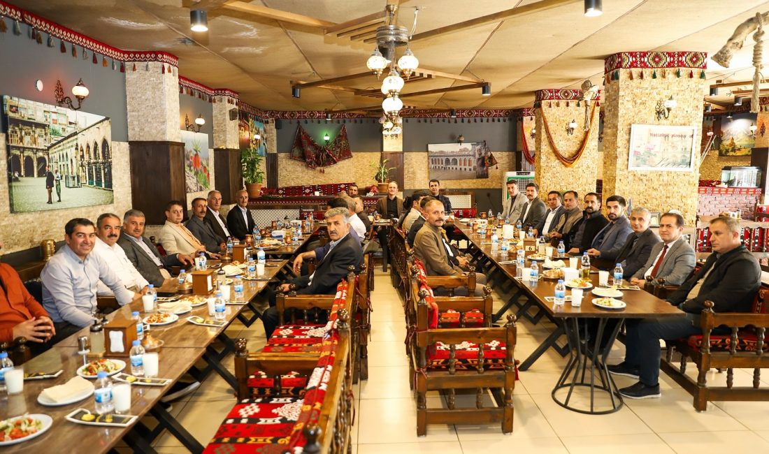 19 Ekim Muhtarlar Günü dolayısıyla Şemdinli Kaymakamlığı tarafından düzenlenen programda,