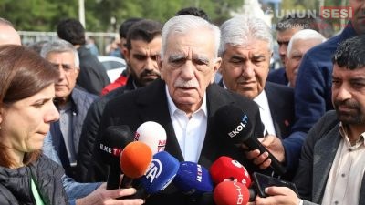 Yerine 3. kez kayyım atanan Mardin Büyükşehir Belediye Eşbaşkanı Ahmet