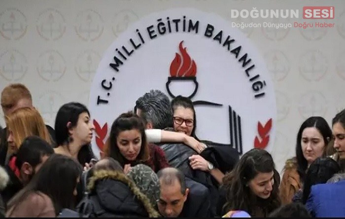 15 bin öğretmen ataması 24 Kasım’da gerçekleşecek Milli Eğitim Bakanlığı (MEB), öğretmen adaylarının heyecanla beklediği 15 bin