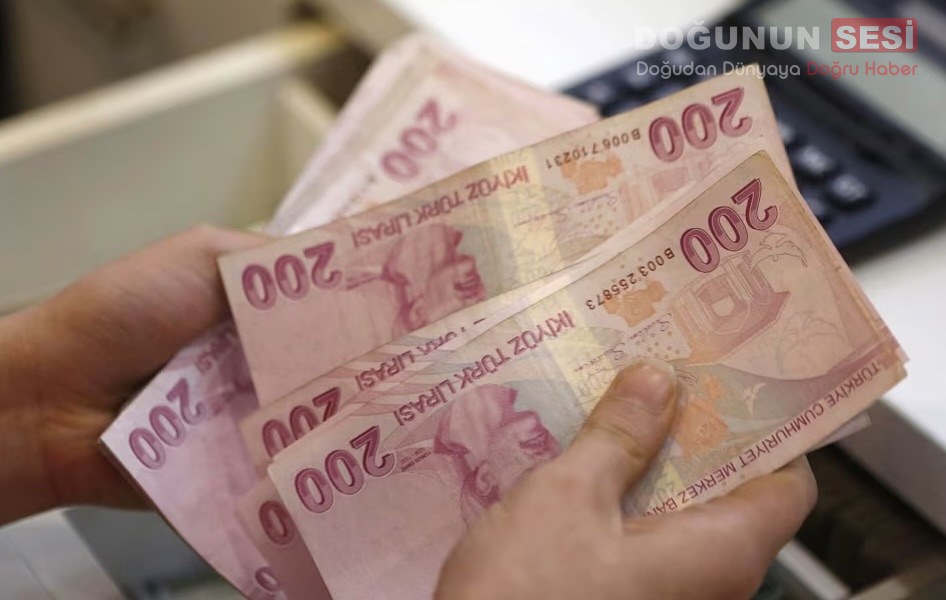 İşçi, işveren ve hükümet temsilcilerinden oluşan Üçlü Danışma Kurulu, Asgari