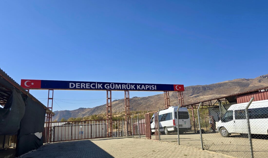 Umurlu Sınır Kapısında Vatandaşlara Destek Eli Irak’ta Salı günü yapılacak seçimler öncesinde Umurlu Sınır Kapısı’nda yaşanan