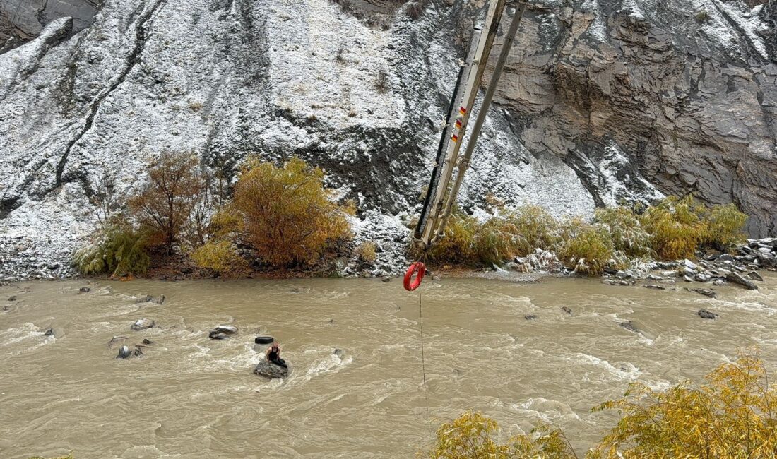 Hakkari’nin Seyir Tepesi mevkiinde meydana gelen olayda, kontrolden çıkan bir