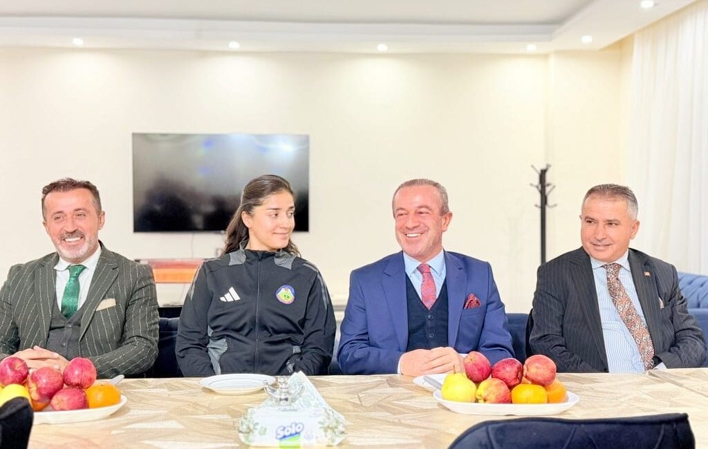 AK Parti Hakkari İl Başkanı Zeydin Kaya, Hakkari merkez ve