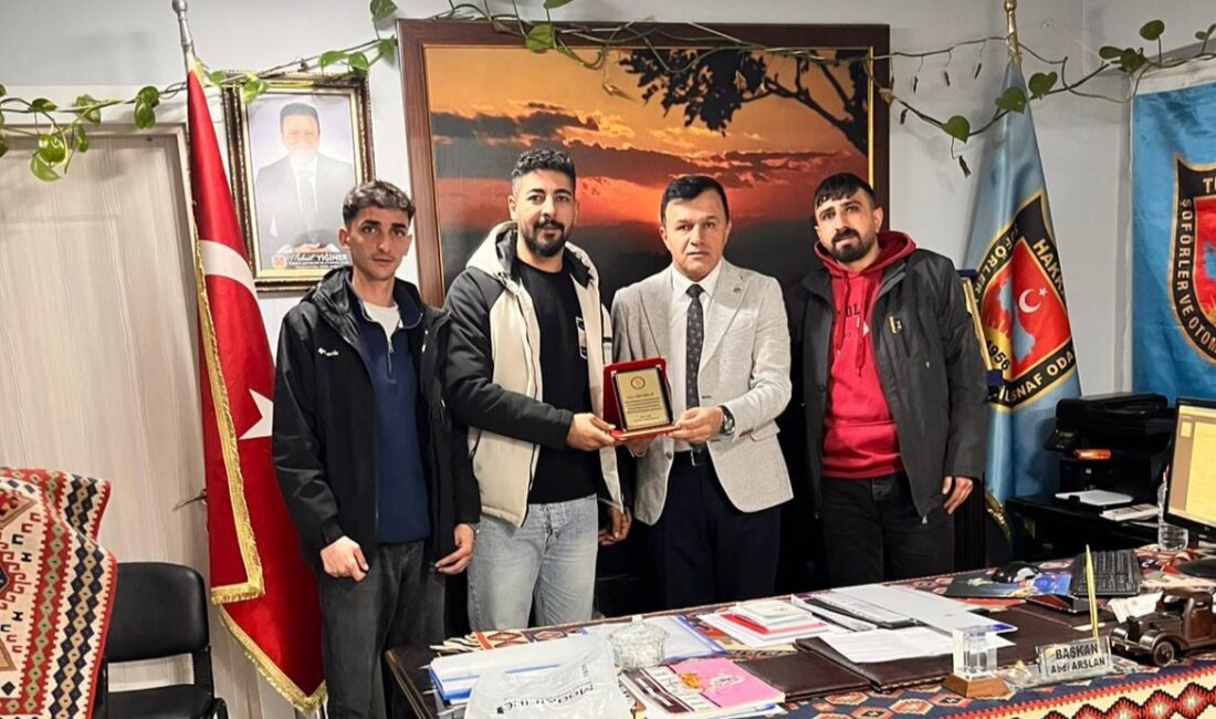 BarikatZap Taraftar Grubu Başkanı Onur Çallı ve beraberindeki heyet, Hakkari