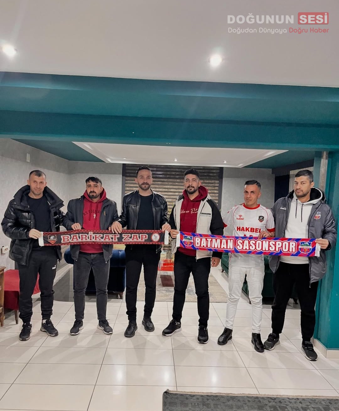 BarikatZap taraftar grubu, Hakkari’de konaklayan Batman Sasonspor kafilesini kaldıkları otelde