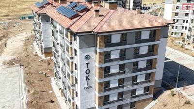 Hakkâri’de yapımı tamamlanan 600 konut için kura çekimine katılacak hak