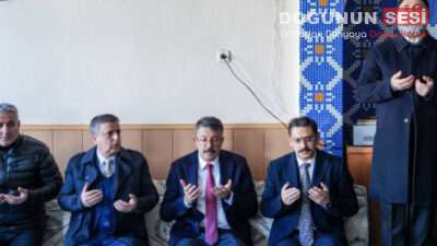 Hakkâri Valisi Ali Çelik, Vali Yardımcısı Tayyar Emre Mahmutoğlu ile