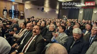 Hakkari Muhtarlar Derneği yönetimi ve Hakkari’de görev yapan muhtarlar, İçişleri