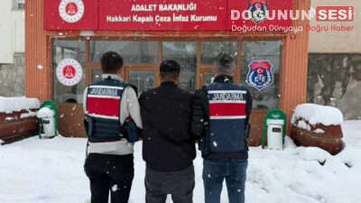 Hakkari İl Jandarma Komutanlığı ekipleri, aranan şahısların yakalanmasına yönelik yürüttüğü