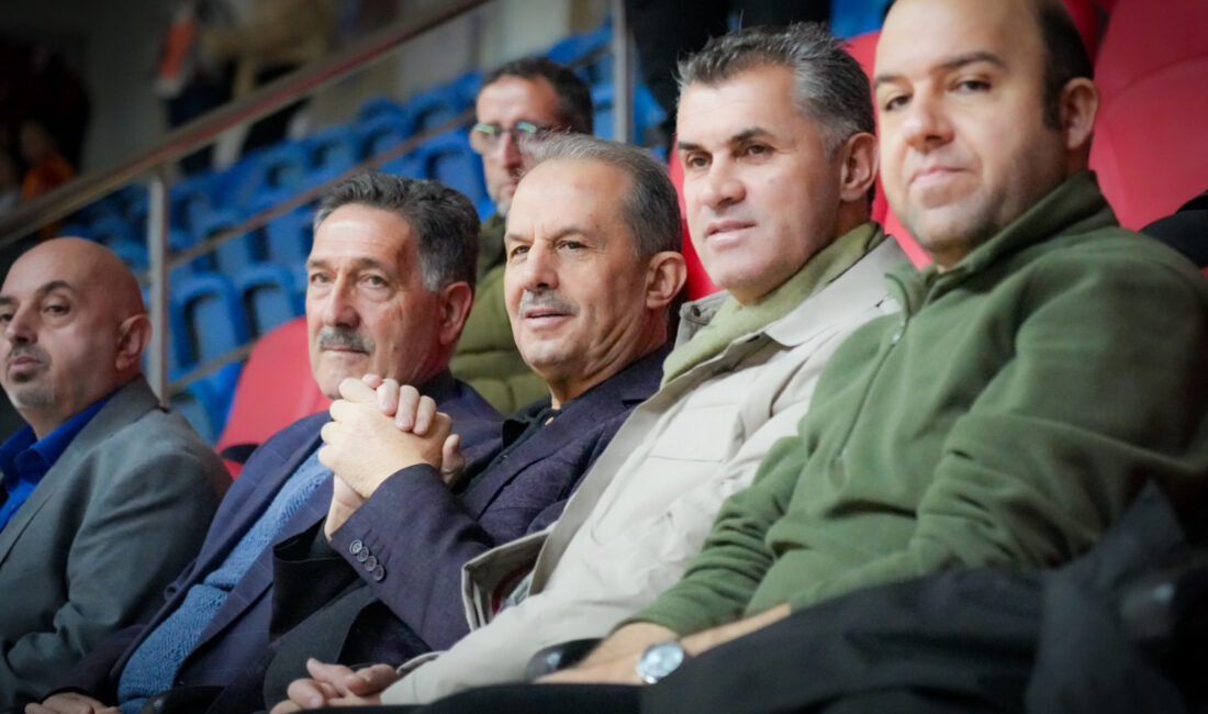 Hakkari Valisi İbrahim Taşyapan, Tekerlekli Sandalye Basketbol 2. Lig müsabakasında