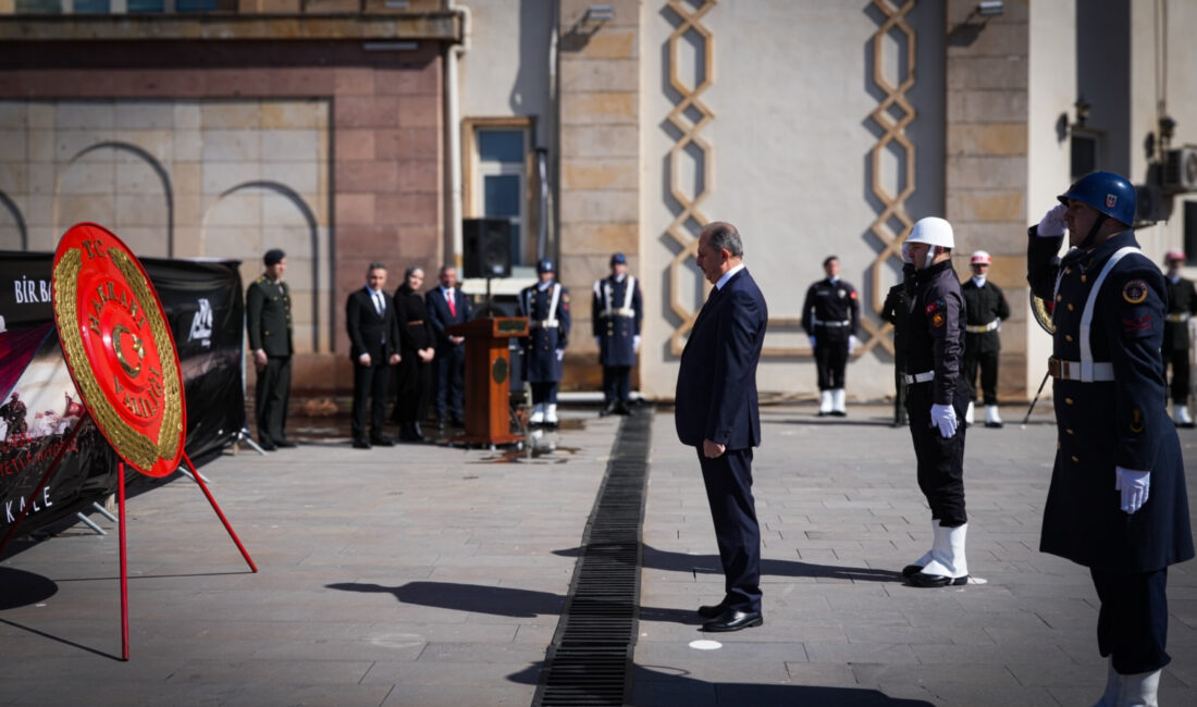 Hakkari’de 18 Mart Töreni: Şehitler Minnetle Anıldı Hakkari’de, 18 Mart Şehitleri Anma Günü ve Çanakkale Zaferi’nin 111.