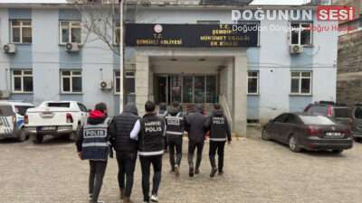 Hakkari’de güvenlik güçlerinin yürüttüğü çalışmalar kapsamında, aranan şahıslara yönelik önemli