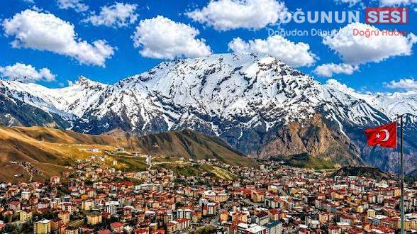 Hakkari’de yıllardır süren ulaşım sorunu, her geçen gün daha da