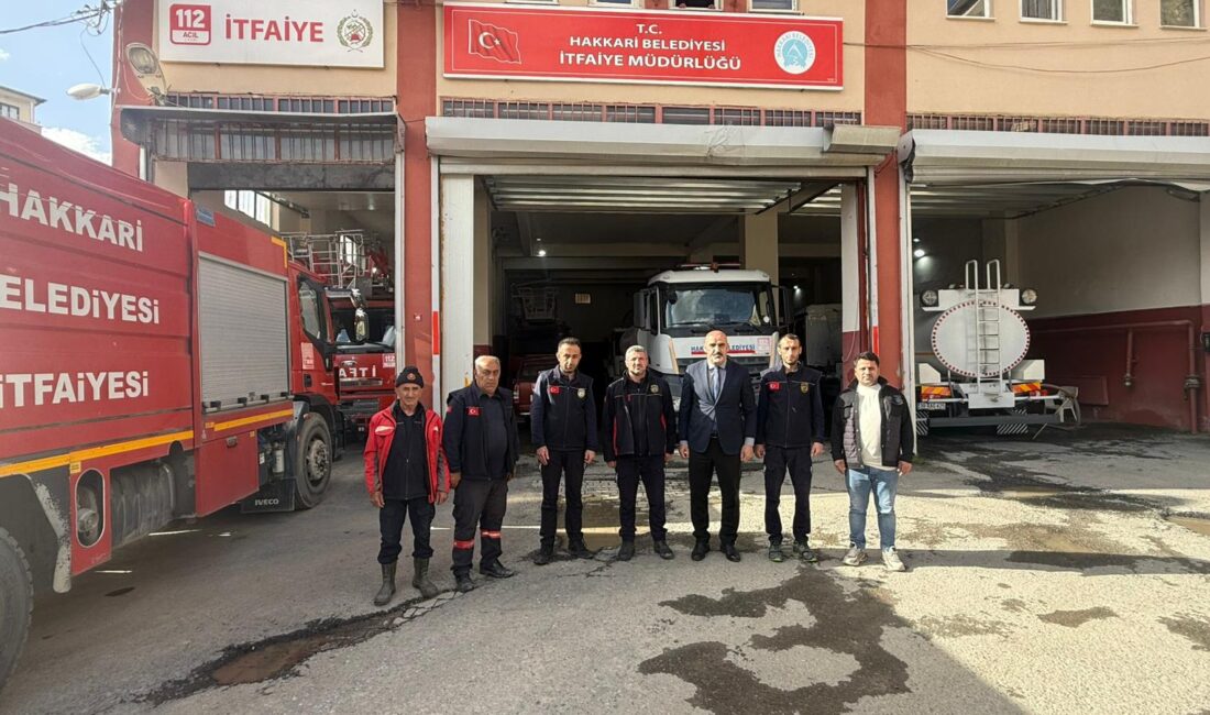 Hakkari’de günlerdir yaşanan su kesintileri ve bazı mahallelerde musluklardan çamurlu