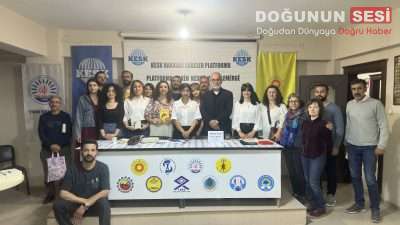 Eğitim Sen Hakkari Şubesi tarafından düzenlenen okur-yazar buluşması ve imza