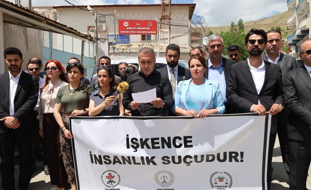 Hakkari Barosu ve İHD’den İşkence İddialarıyla İlgili Ortak Açıklama: Salah Bimari ve Resul Bimari İçin Suç Duyurusunda Bulunuldu Hakkâri Barosu ile İnsan Hakları Derneği (İHD) Hakkâri Şubesi, Emek