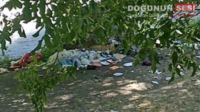 Hakkari merkeze bağlı Kırıkdağ Köyü’nde piknik amacıyla bölgeye gelen bazı