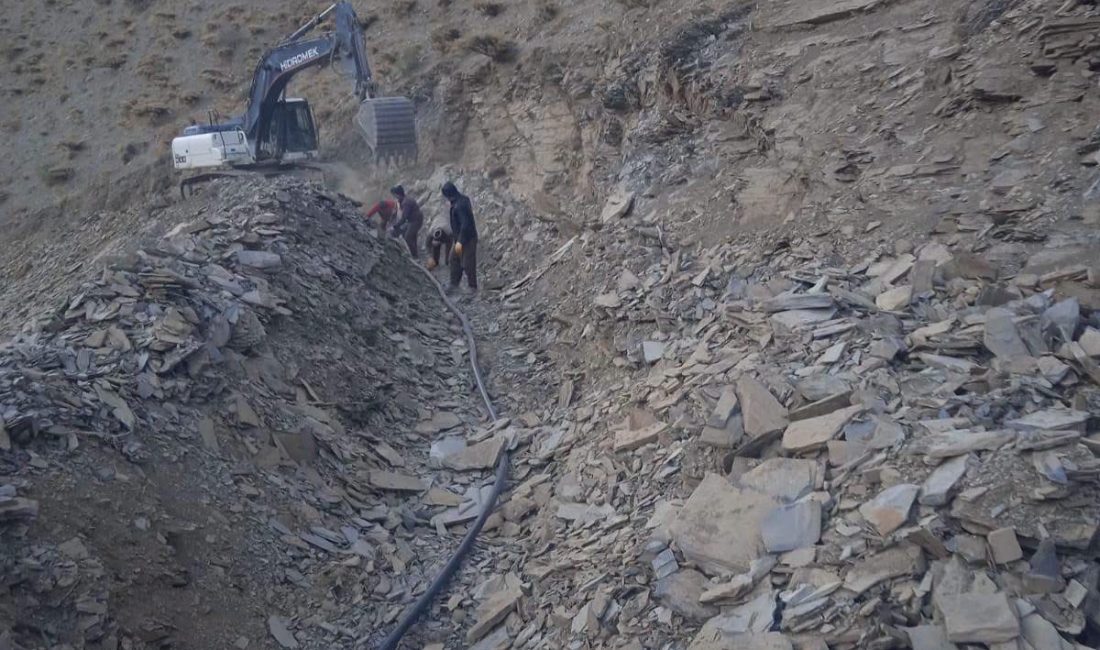 Hakkari’de köylerin uzun yıllardır ihtiyaç duyduğu içme suyu altyapısını güçlendirmek