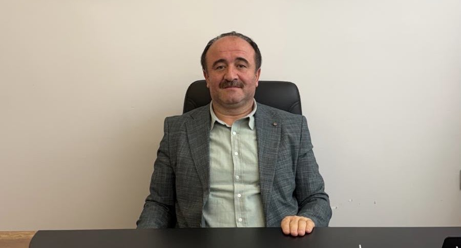Eğitim-Bir-Sen Hakkâri Şube Başkanı Nihat Gür, kentte yaşanan öğretmen eksikliğine