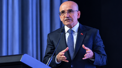 Hazine ve Maliye Bakanı Mehmet Şimşek, Borsa İstanbul ve yatırım