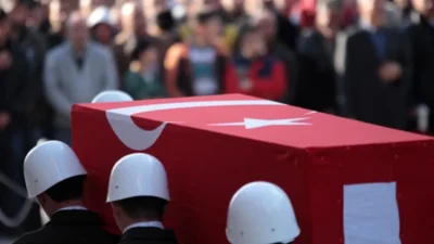 Hakkâri’nin Çukurca ilçesindeki askeri üs bölgesinde silahını temizlediği sırada silahın