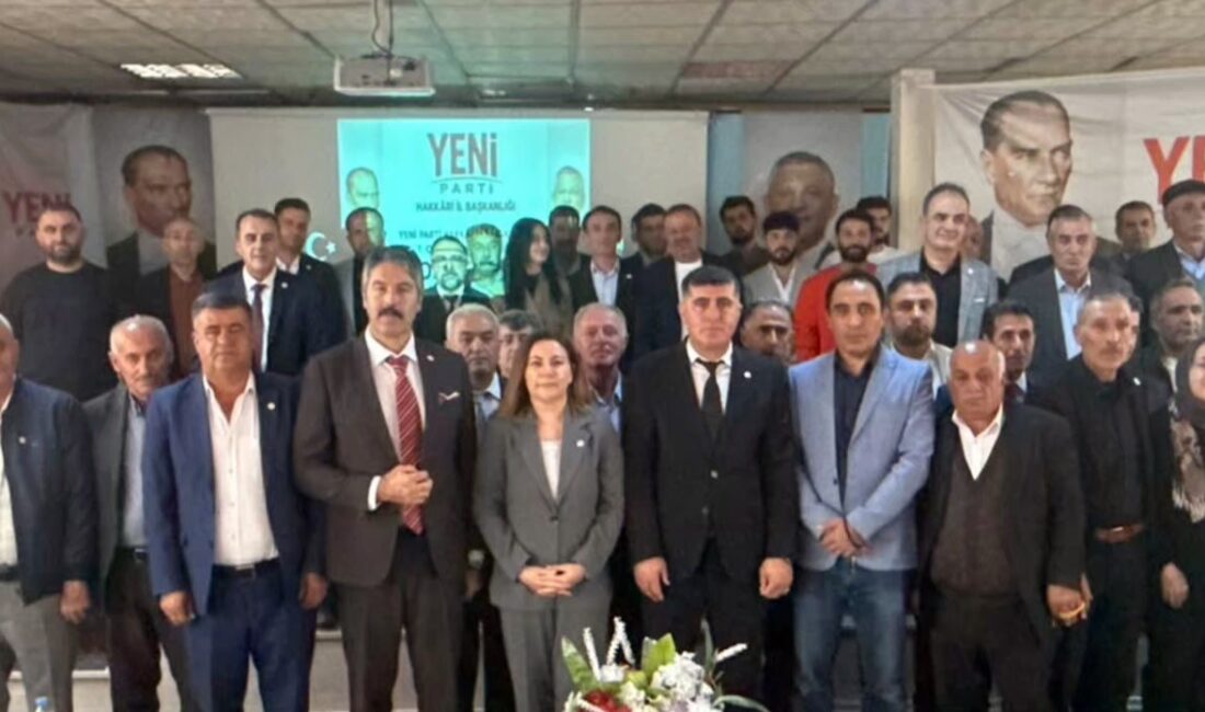Yaklaşık 300 delegenin katıldığı kongrede tek listeyle seçime giren Suzan